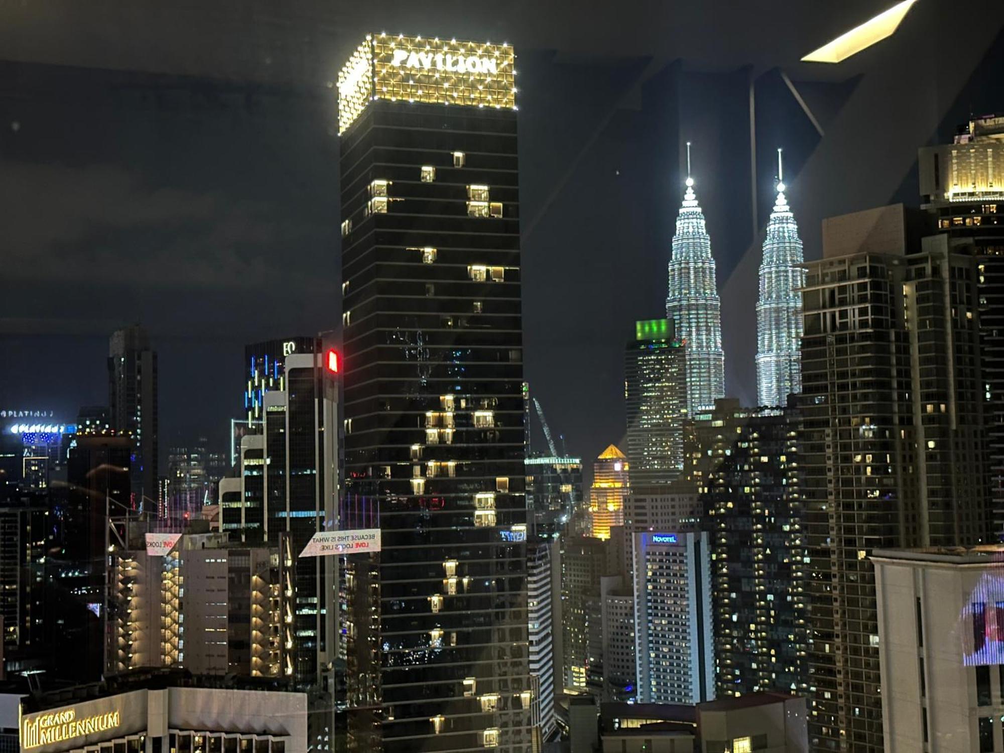 Axon Bukit Bintang Klcc By Sky Pool