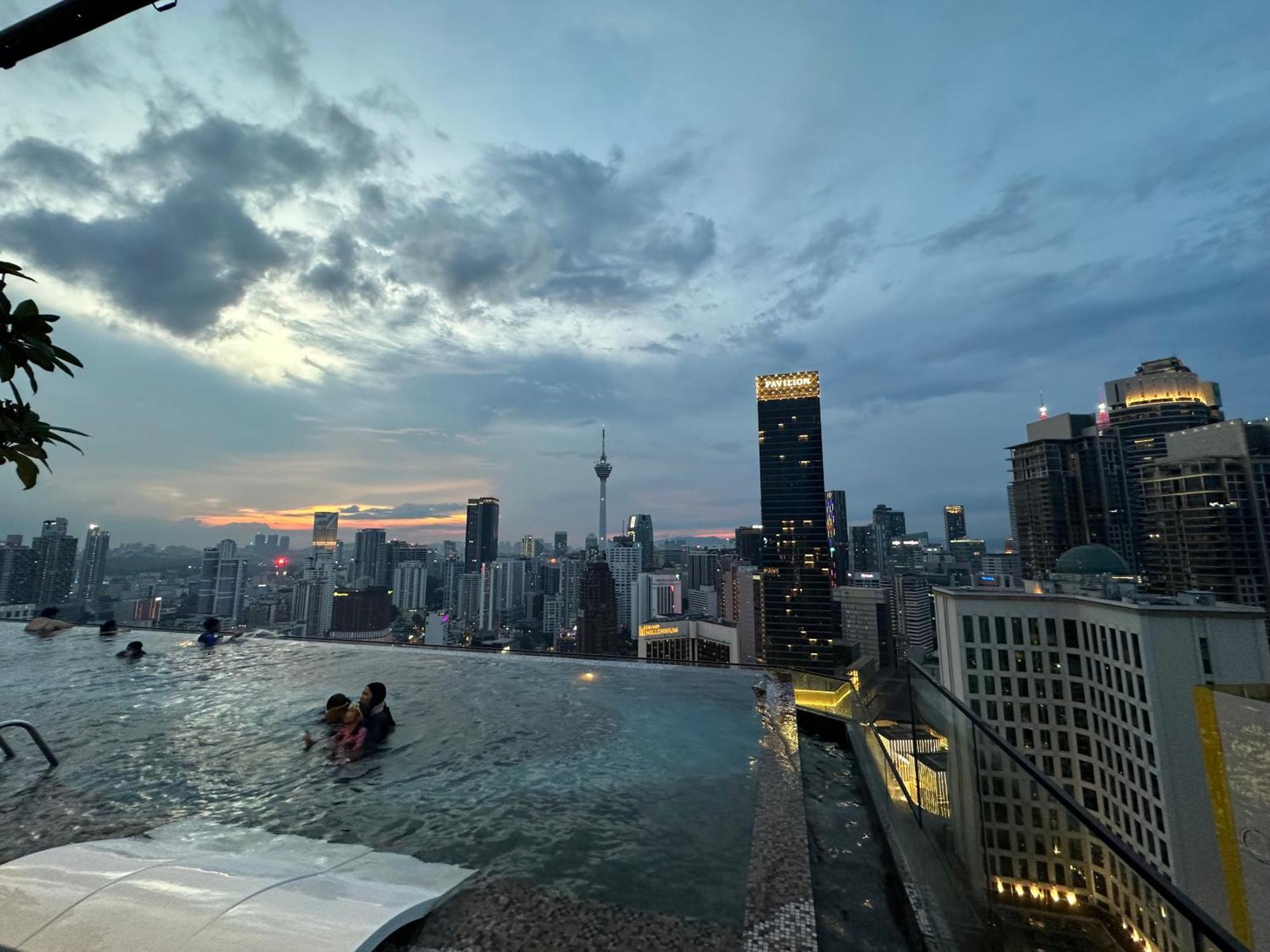 Axon Bukit Bintang Klcc By Sky Pool Apartment *